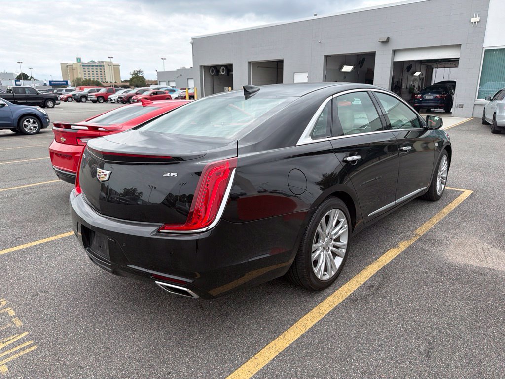 Used 2019 Cadillac XTS Luxury FWD image 5