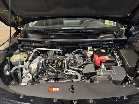 Used 2025 Mitsubishi Outlander SE image 27