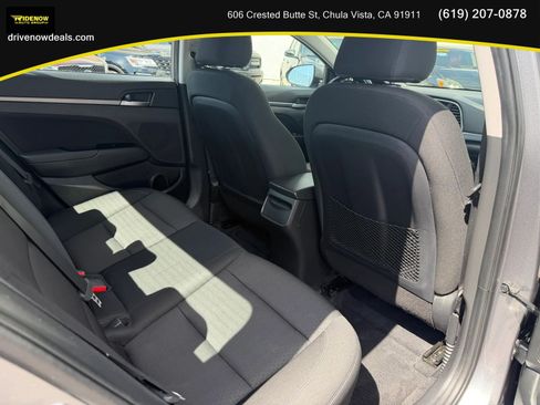 Used 2018 Hyundai Elantra Value Edition w/ Cargo Package FWD image 13