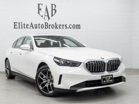 Used 2026 BMW 530i xDrive AWD/4WD image 6