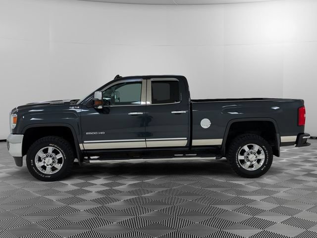 Used 2018 GMC Sierra 2500 SLT AWD/4WD image 2