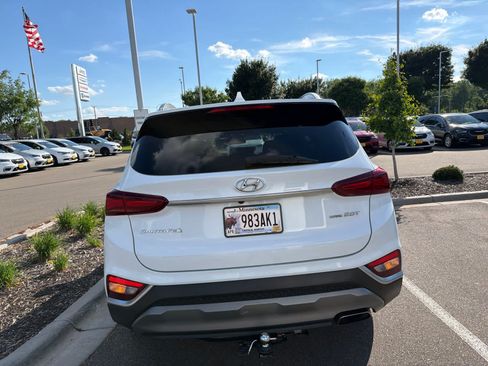 Used 2019 Hyundai Santa Fe AWD image 4