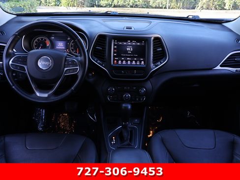 Used 2021 Jeep Cherokee Latitude Lux w/ Comfort/Convenience Group FWD image 16