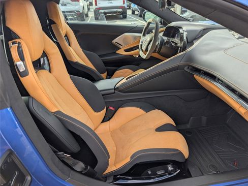 Used 2020 Chevrolet Corvette Stingray Premium Cpe w/ 3LT Preferred Equipment Group image 10