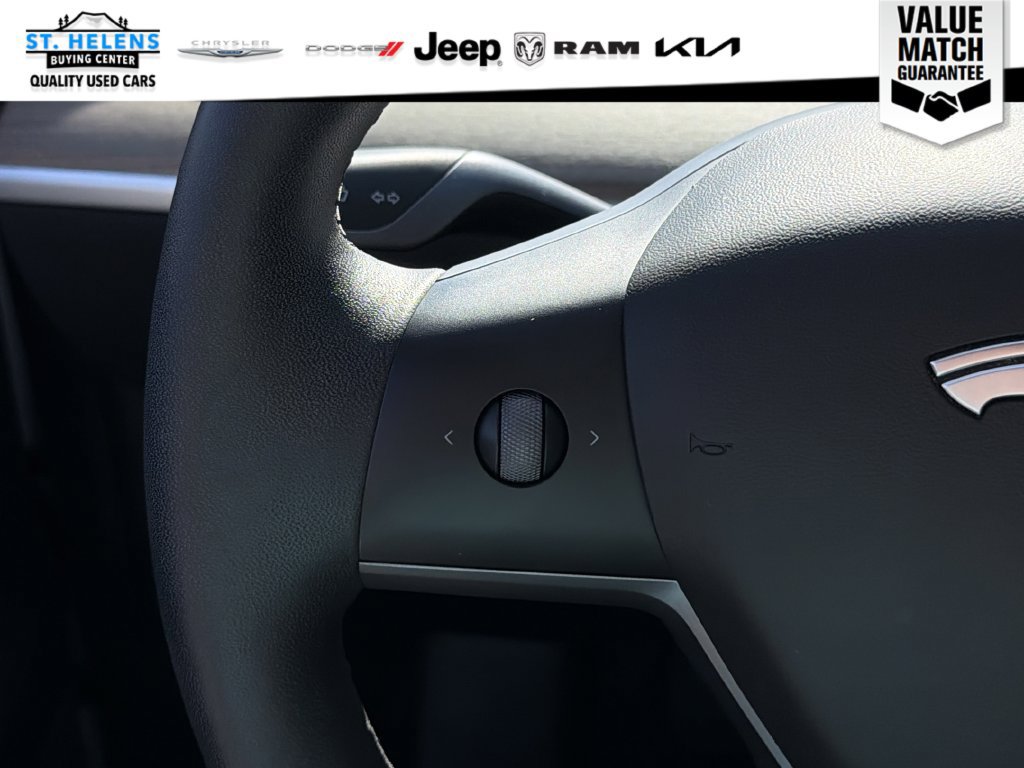 Used 2021 Tesla Model Y Long Range AWD/4WD image 18