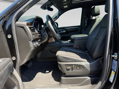 Used 2024 Chevrolet Tahoe High Country AWD/4WD image 10