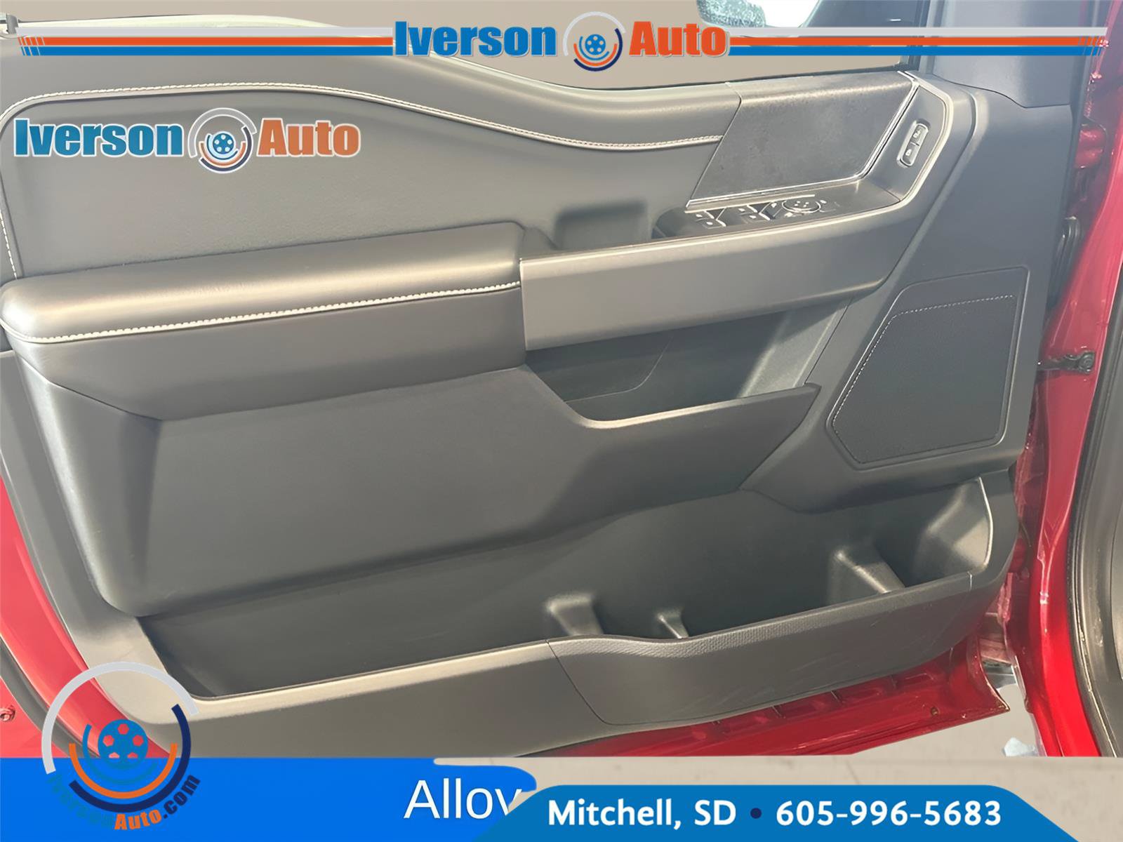 Used 2025 Ford F150 XLT w/ Equipment Group 302A MID AWD/4WD image 15