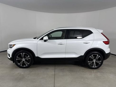 Used 2019 Volvo XC40 T5 Inscription AWD/4WD image 2