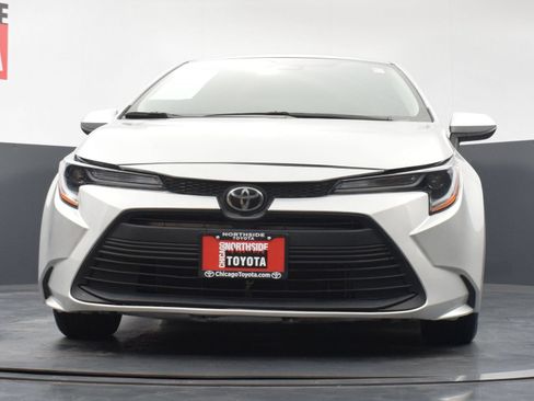 Used 2024 Toyota Corolla LE FWD image 29