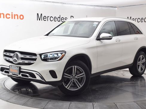 Used 2021 Mercedes-Benz GLC 300 image 2