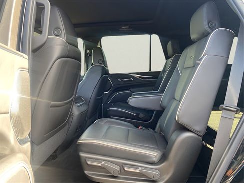 Used 2021 Cadillac Escalade Sport image 19