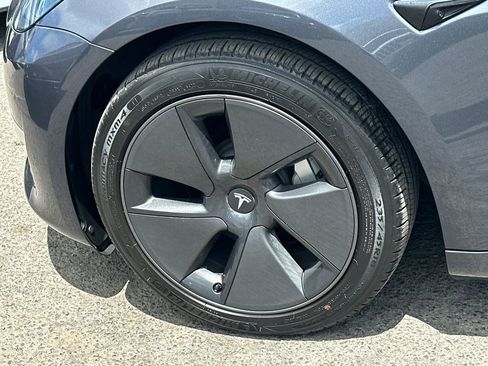 Used 2023 Tesla Model 3 Standard Range RWD image 11