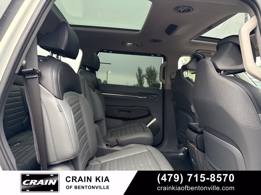 Certified 2024 Kia EV9 Land AWD/4WD image 16