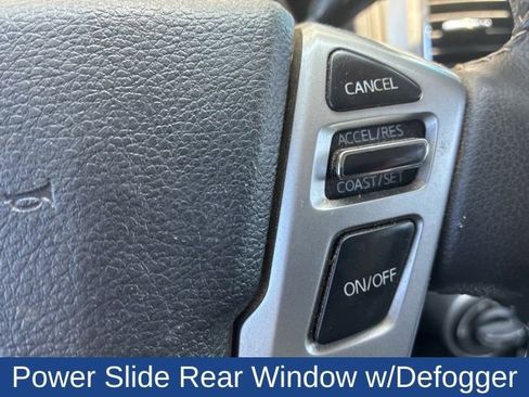 Used 2017 Nissan Titan PRO-4X AWD/4WD image 22