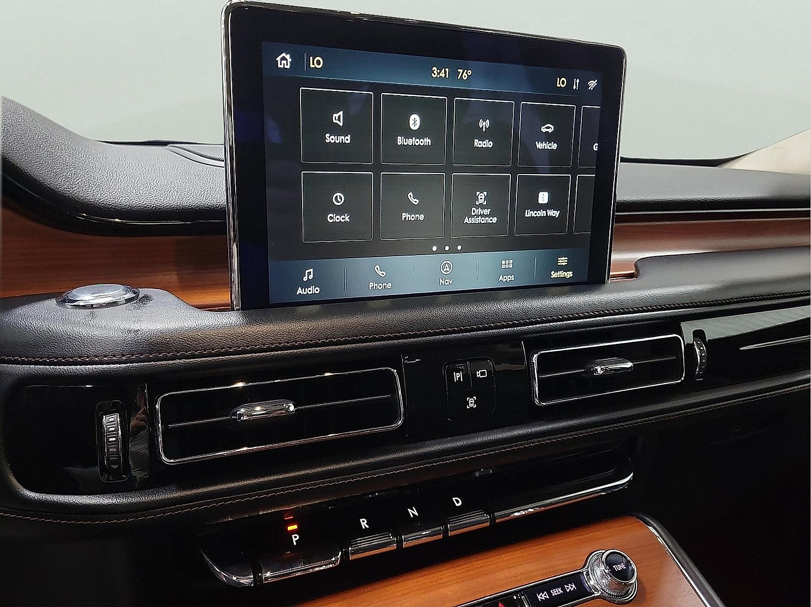 Used 2020 Lincoln Aviator Reserve w/ Equipment Group 202A AWD/4WD image 19
