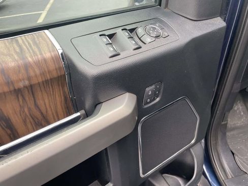 Used 2020 Ford F150 Lariat w/ FX4 Off-Road Package image 27