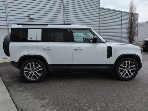 Used 2020 Land Rover Defender 110 HSE image 4
