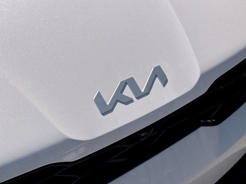 Used 2025 Kia K5 GT w/ GT1 Package FWD image 9