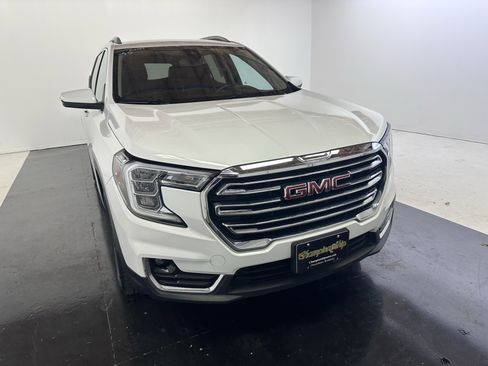 Used 2022 GMC Terrain SLT image 6