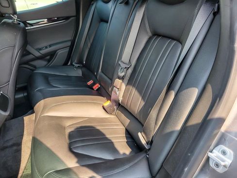 Used 2022 Maserati Ghibli Modena image 11