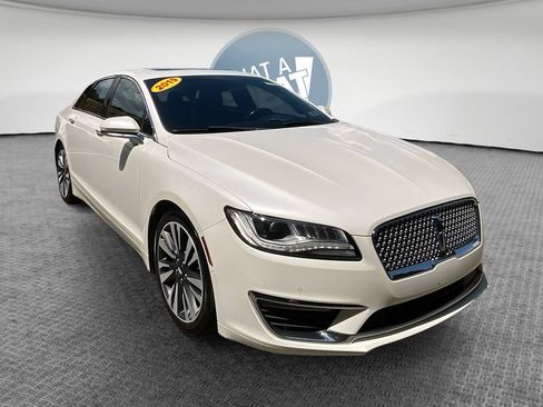 Used 2019 Lincoln MKZ Reserve AWD/4WD image 1