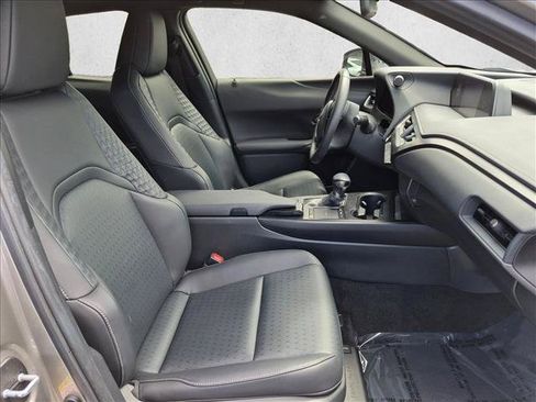 Used 2019 Lexus UX 200 w/ Accessory Package FWD image 21