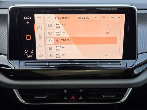 New 2026 Volkswagen Atlas Peak Edition image 12