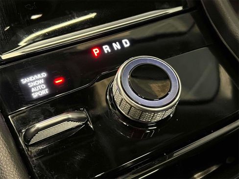 Used 2023 Jeep Grand Cherokee L Limited image 32