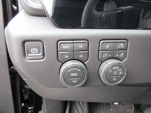 New 2026 Chevrolet Silverado 1500 LT Trail Boss w/ Safety Package AWD/4WD image 27