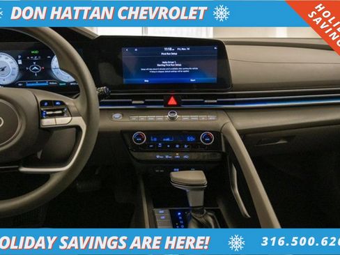 Used 2024 Hyundai Elantra SEL image 8