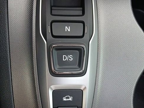 Used 2023 Honda Ridgeline RTL-E image 35