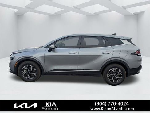 Used 2025 Kia Sportage LX FWD image 6