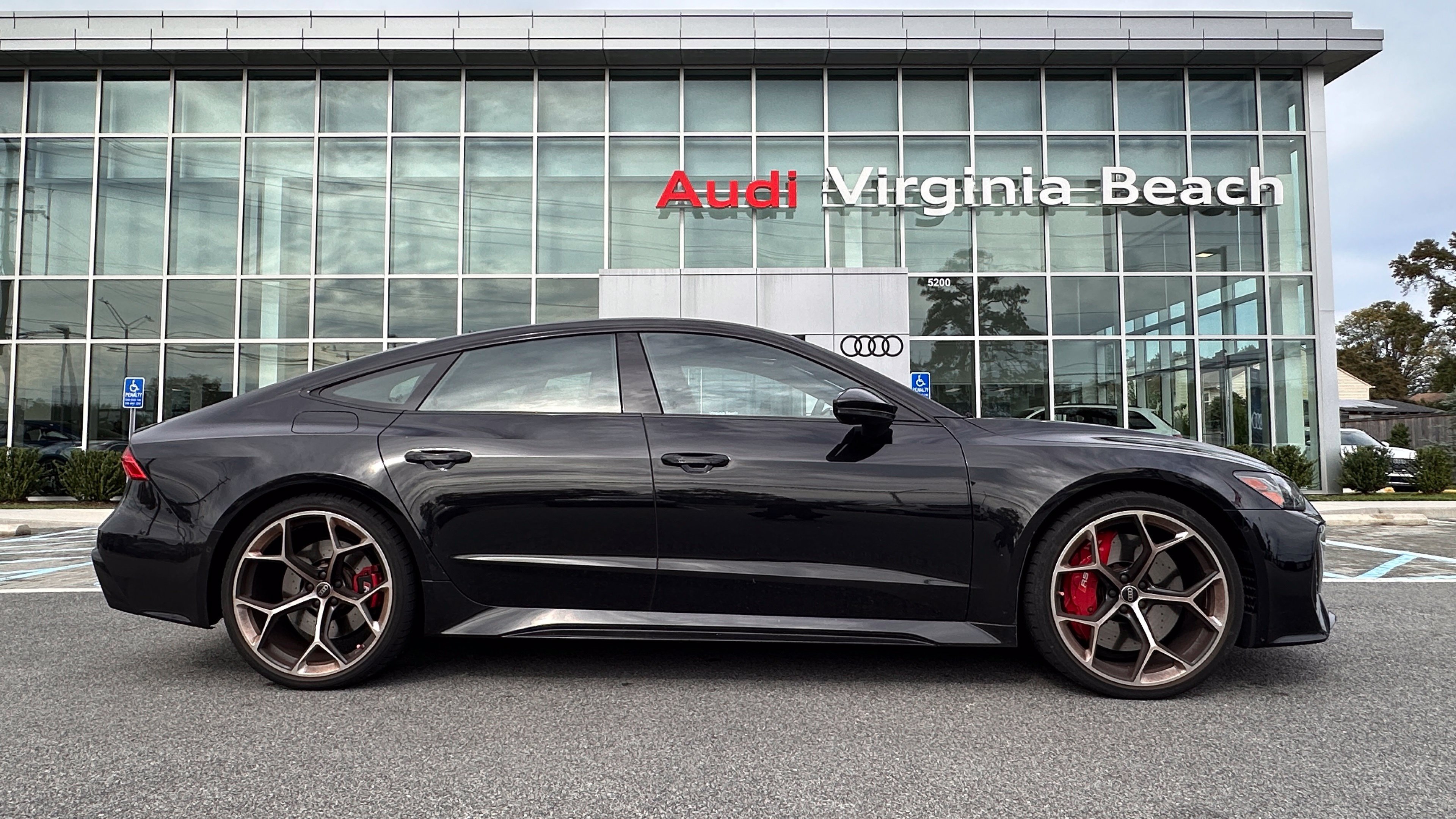 Used 2024 Audi RS 7 performance Sportback AWD/4WD image 4