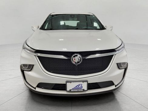 Used 2024 Buick Enclave Essence w/ Sport Touring Edition image 13