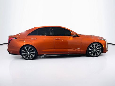 Used 2022 Cadillac CT4 V w/ Navigation Package RWD image 5