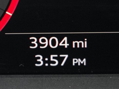 Certified 2025 Audi Q3 2.0T Premium w/ Convenience Package image 18