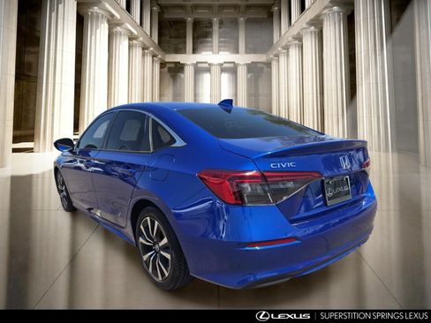 Used 2023 Honda Civic EX image 6