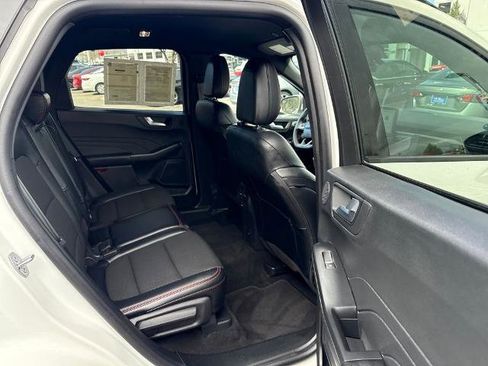 Certified 2025 Ford Escape ST-Line Select w/ Tech Pack #2 image 22