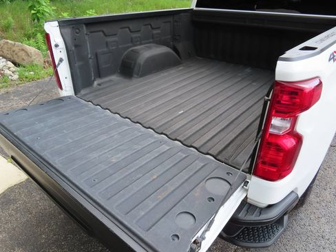 Certified 2024 Chevrolet Silverado 1500 W/T w/ Trailering Package AWD/4WD image 12
