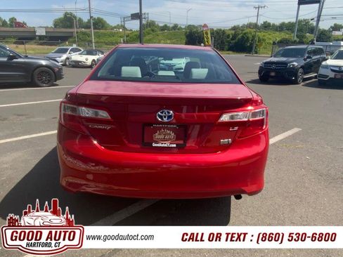 Used 2014 Toyota Camry LE FWD image 6