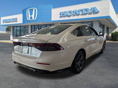 New 2026 Honda Accord EX-L image 3