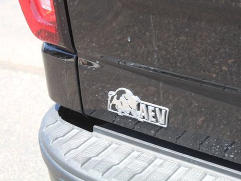 Used 2026 GMC Sierra 1500 AT4X w/ AT4X AEV Edition AWD/4WD image 5