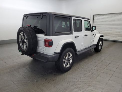 Used 2018 Jeep Wrangler Unlimited Sahara w/ Cold Weather Group image 9