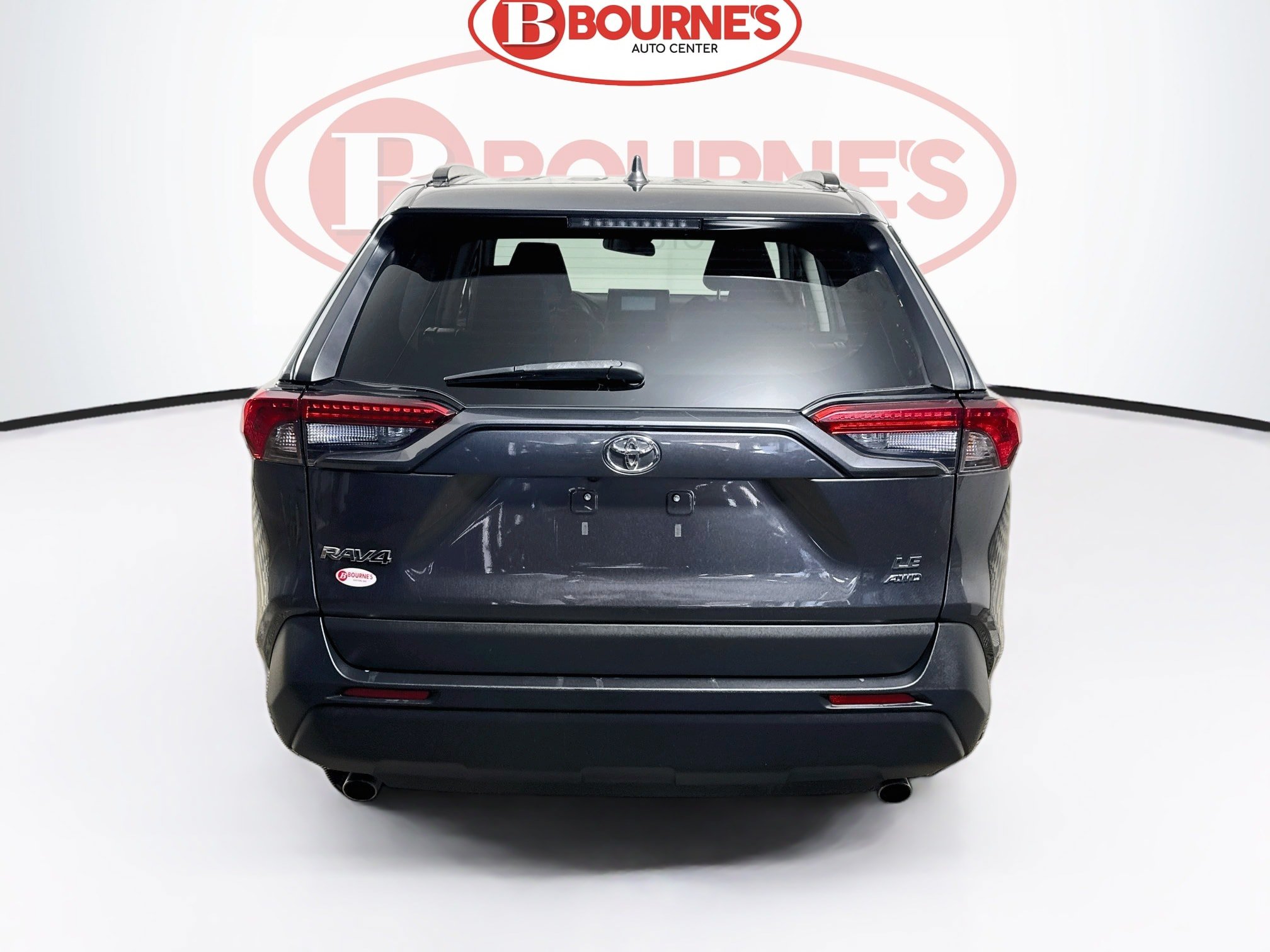 Used 2021 Toyota RAV4 LE AWD/4WD image 7