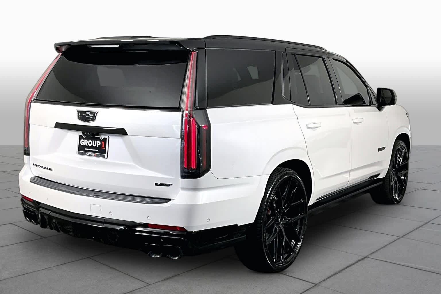 Used 2025 Cadillac Escalade V w/ LPO, Floor Liner Package AWD/4WD image 12