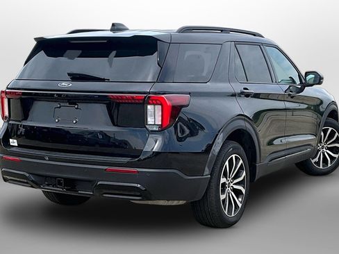 Used 2025 Ford Explorer ST-Line AWD/4WD image 11