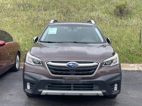 Used 2021 Subaru Outback Touring w/ Popular Package #2 AWD/4WD image 2