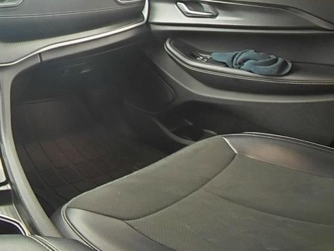 Used 2023 Jeep Grand Cherokee L Laredo RWD image 14