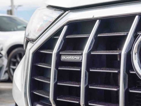 Used 2020 Audi Q3 2.0T Premium image 9