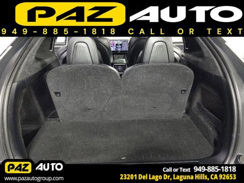 Used 2022 Tesla Model X image 11
